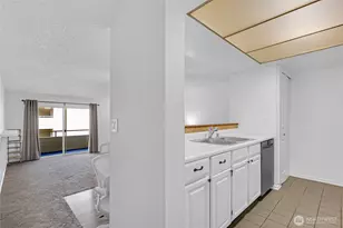22213 6th Ave S, Des Moines, WA 98198 - Photo 16