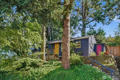 4320 31st Avenue W, Seattle, WA 98199 - Photo 1