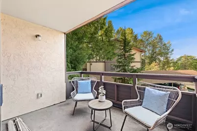 136 Summit Avenue N #B8, Kent, WA 98030 - Photo 10