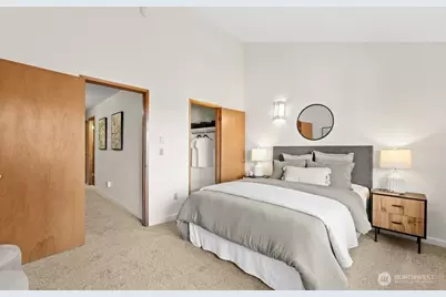 136 Summit Avenue N #B8, Kent, WA 98030 - Photo 14