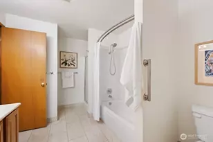136 Summit Ave N, Kent, WA 98030 - Photo 18