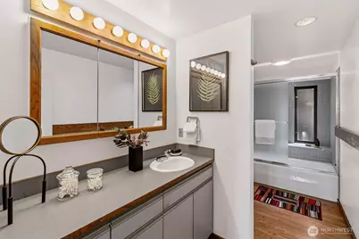 1259 23rd Avenue E, Seattle, WA 98112 - Photo 14