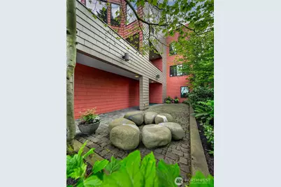 1259 23rd Avenue E, Seattle, WA 98112 - Photo 34