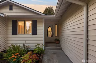 11703 30th St NE, Lake Stevens, WA 98258 - Photo 4