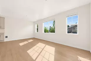 10715 Ross Rd, Bothell, WA 98011 - Photo 14