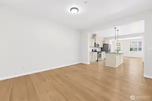 10715 Ross Rd, Bothell, WA 98011 - Photo 6