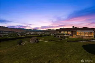3131 35th St NE, East Wenatchee, WA 98802 - Photo 2