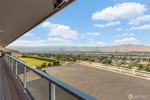 3131 35th St NE, East Wenatchee, WA 98802 - Photo 4