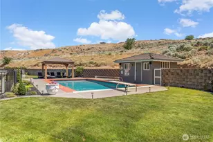 3131 35th St NE, East Wenatchee, WA 98802 - Photo 36
