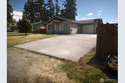 2000 E Highland Avenue, Mount Vernon, WA 98273 - Photo 1