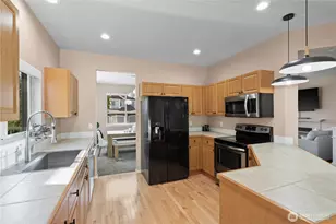 16850 164th Way SE, Renton, WA 98058 - Photo 14
