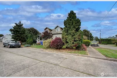 507 Alder Street, Kelso, WA 98626 - Photo 2