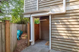641 NW Market St, Seattle, WA 98107 - Photo 30
