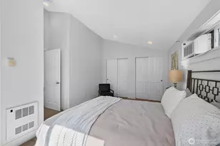 5013 40th Ave NE, Seattle, WA 98105 - Photo 10