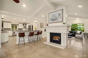 310 Skyline Dr, Edmonds, WA 98020 - Photo 8
