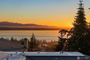 310 Skyline Dr, Edmonds, WA 98020 - Photo 34