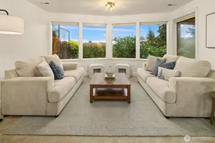 310 Skyline Dr, Edmonds, WA 98020 - Photo 24