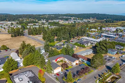 325 NE Kettle Street #105, Oak Harbor, WA 98277 - Photo 32