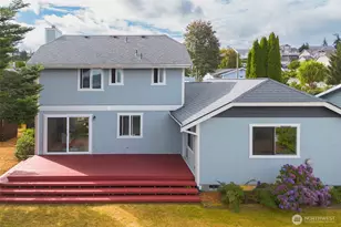 3912 W 4th St, Anacortes, WA 98221 - Photo 2