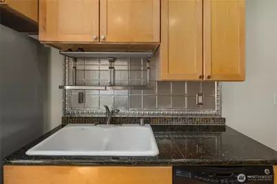 737 S Homer Street #B, Seattle, WA 98108 - Photo 10