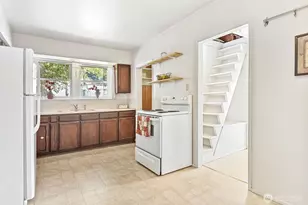 2508 Moore St, Bellingham, WA 98226 - Photo 8