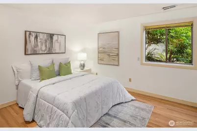 118 Highland Drive, Seattle, WA 98109 - Photo 30
