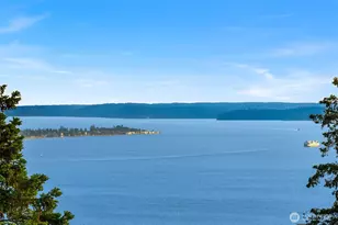118 Highland Dr, Seattle, WA 98109 - Photo 14
