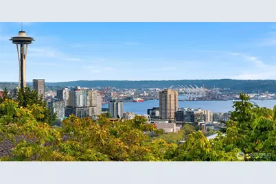 118 Highland Drive, Seattle, WA 98109 - Photo 1