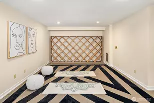 118 Highland Dr, Seattle, WA 98109 - Photo 34