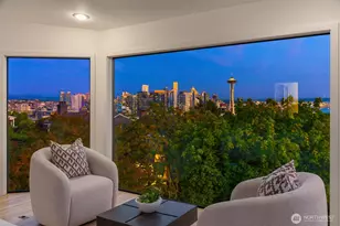 118 Highland Dr, Seattle, WA 98109 - Photo 12