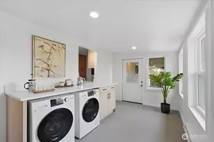 5247 21st Ave SW, Seattle, WA 98106 - Photo 10