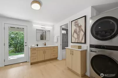 5247 21st Avenue SW, Seattle, WA 98106 - Photo 26