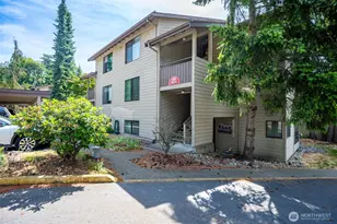 15175 Sunwood Blvd, Tukwila, WA 98188 - Photo 1