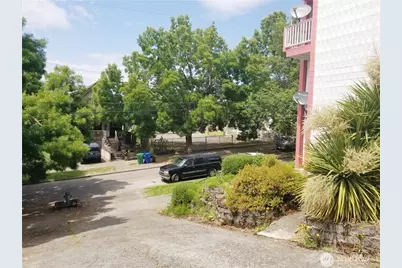 812 29th Avenue S, Seattle, WA 98144 - Photo 14