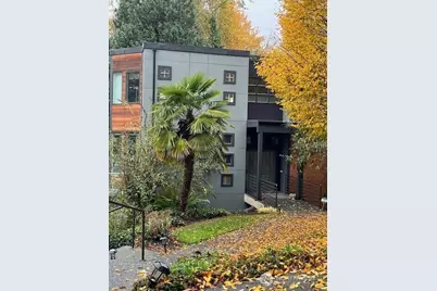 9425 110th Place NE, Kirkland, WA 98033 - Photo 2