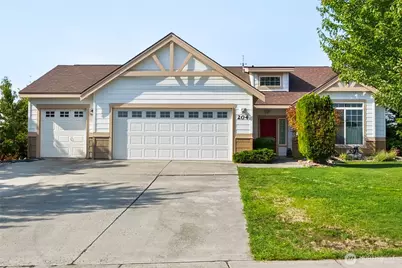 204 N Wellington Street, Moses Lake, WA 98837 - Photo 1