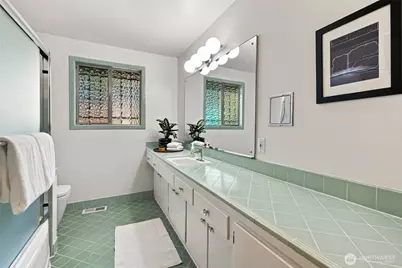 5417 S Orcas Street, Seattle, WA 98118 - Photo 12