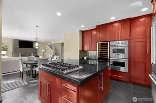 14329 SE 84th Ct, Newcastle, WA 98059 - Photo 14