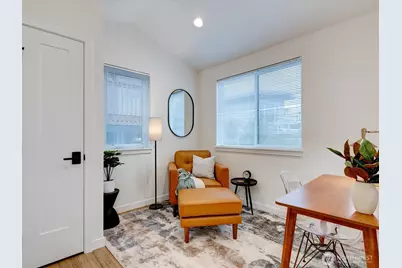 7507 Latona Avenue NE, Seattle, WA 98115 - Photo 12