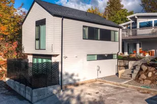 7507 Latona Ave NE, Seattle, WA 98115 - Photo 2