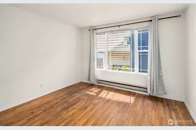 5444 Kirkwood Place N, Seattle, WA 98103 - Photo 16