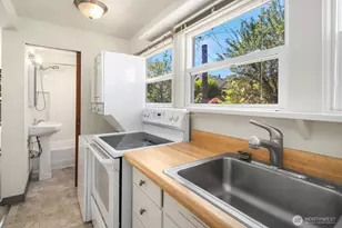 5444 Kirkwood Pl N, Seattle, WA 98103 - Photo 14