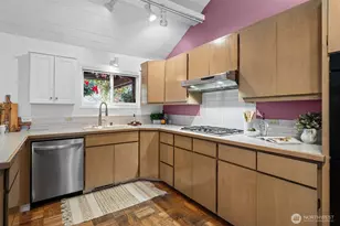 1236 S Stevens St, Tacoma, WA 98405 - Photo 10