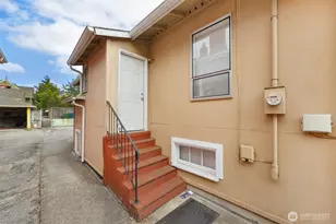 536 N 73rd St, Seattle, WA 98103 - Photo 22