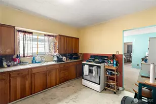 604 Simpson Ave, Aberdeen, WA 98520 - Photo 8