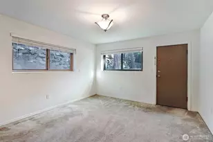 4815 S Holly St, Seattle, WA 98118 - Photo 10