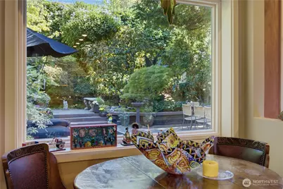 1946 Harvard Avenue E, Seattle, WA 98102 - Photo 24