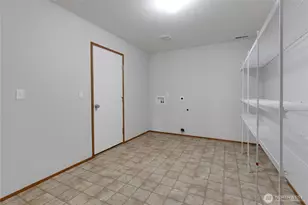 9914 195th Ave E, Bonney Lake, WA 98391 - Photo 20