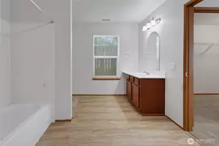 9914 195th Ave E, Bonney Lake, WA 98391 - Photo 18