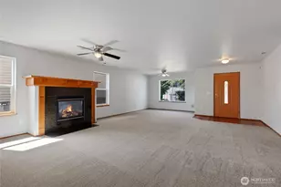9914 195th Ave E, Bonney Lake, WA 98391 - Photo 10